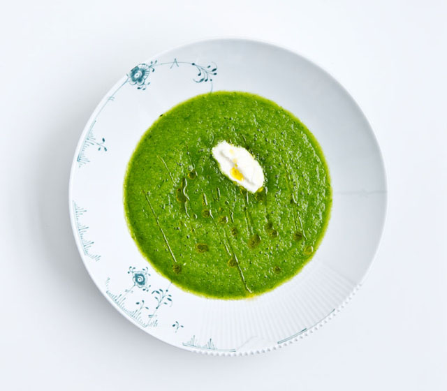 kall_gurksoppa_med_smak_av_graslok